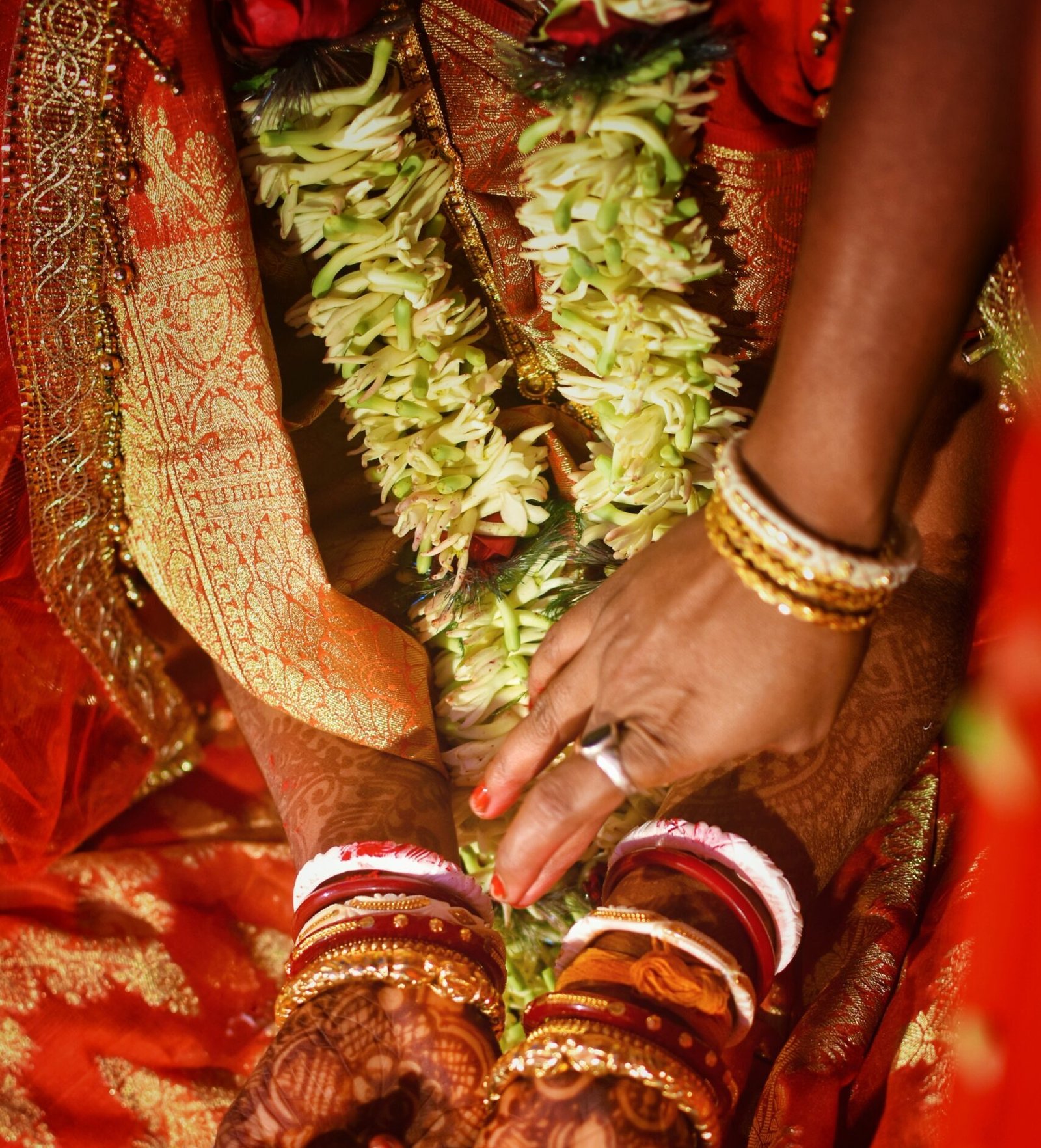 shakha pola conch shell red coral bangles 2026 01 06 09 51 06 utc